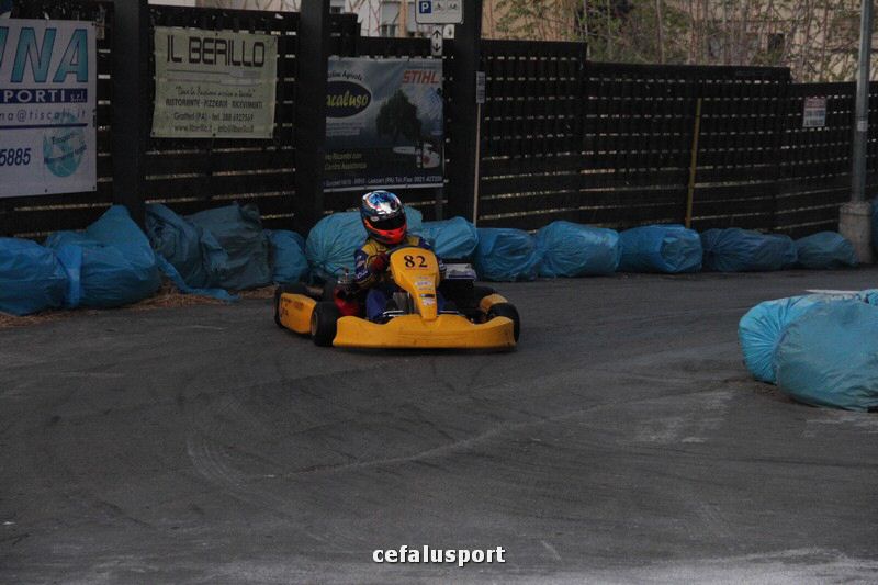 111120 sport2 404_tn.jpg